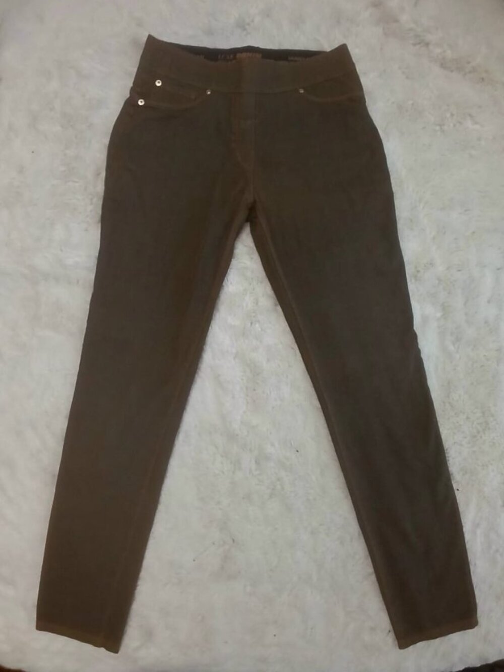 NYGARD Slims Luxe Denim Pull On Jeggings Olive Green Skinny Cuff NWOT Size M